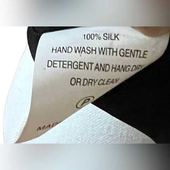 Marie Oliver Silk Sleeveless Blouse Size XS faux wrap snake print - Picture 6 of 7